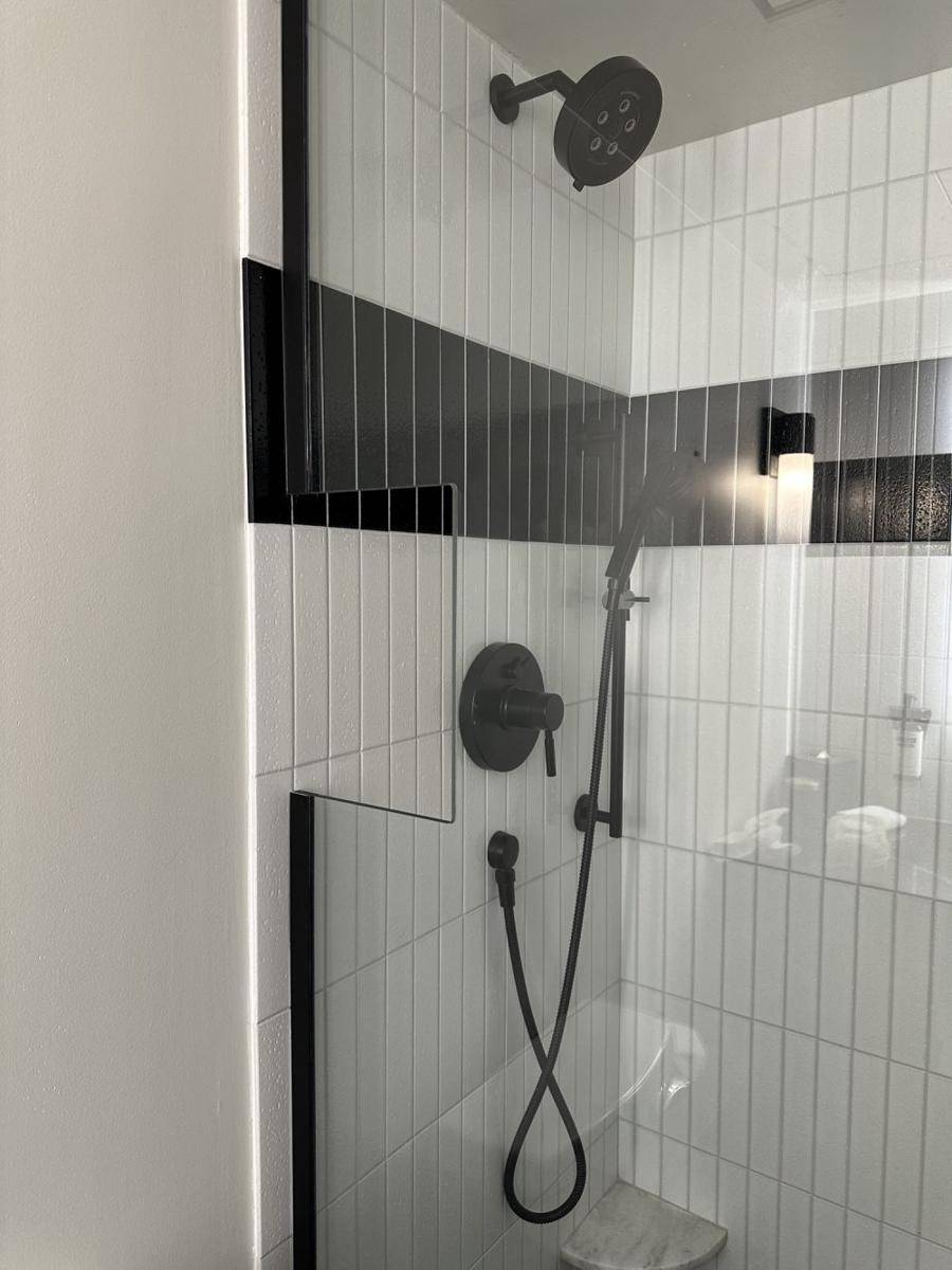 potret fasilitas unik kamar mandi hotel (reddit.com/user/wowbobwow)