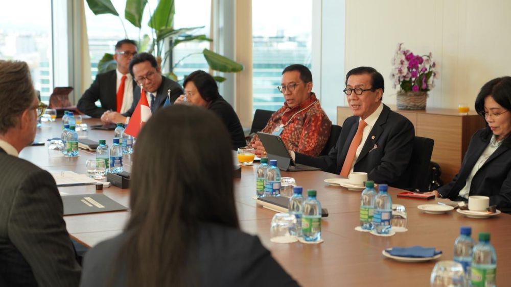Yasonna Teken Traktat Internasional Hak Paten Pengetahuan Tradisional