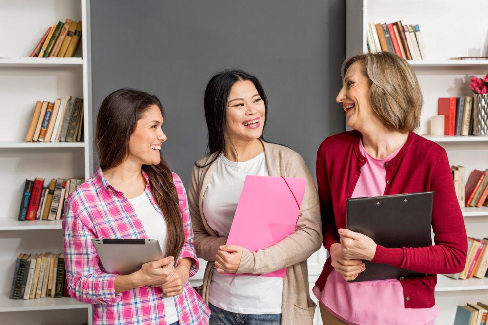 5 Sikap Positif ke Dosen Pembimbing Skripsi Agar Cepat Lulus, Rajin!