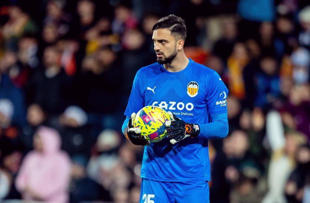 4 Kiper yang Lakukan Blunder Fatal di Euro 2024