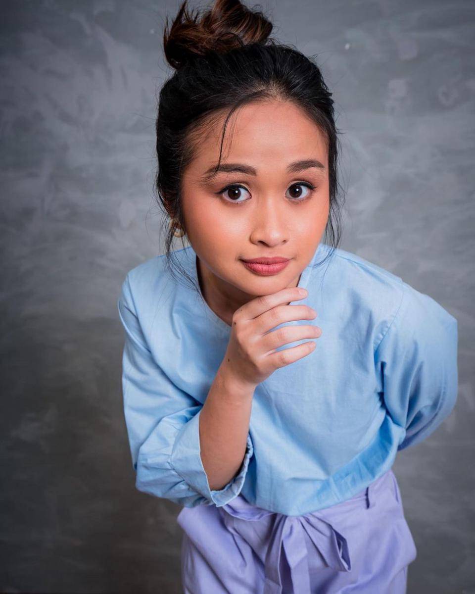 gaya makeup kuliah ala Gritte Agatha (instagram.com/gritteagathaa)