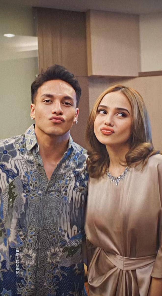 potret kebersamaan Syifa Hadju dan Jefri Nichol saat kondangan bareng (tiktok.com/pecandukaryamu_)