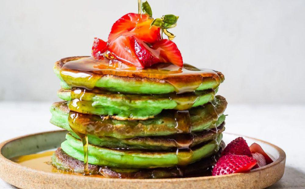 Resep Pancake Pandan Strawberry, Dessert Simpel yang Mudah Dibuat