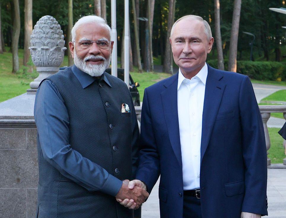 PM India ke Rusia, Putin Sambut Hangat: Sahabat!