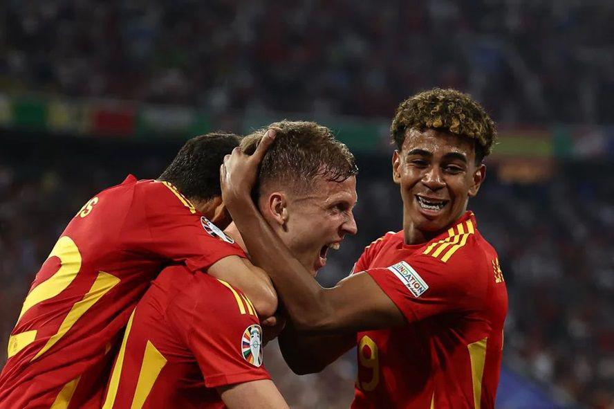 Babak I: Spanyol vs Prancis Semifinal Euro 2024 Diwarnai Berbalas Gol