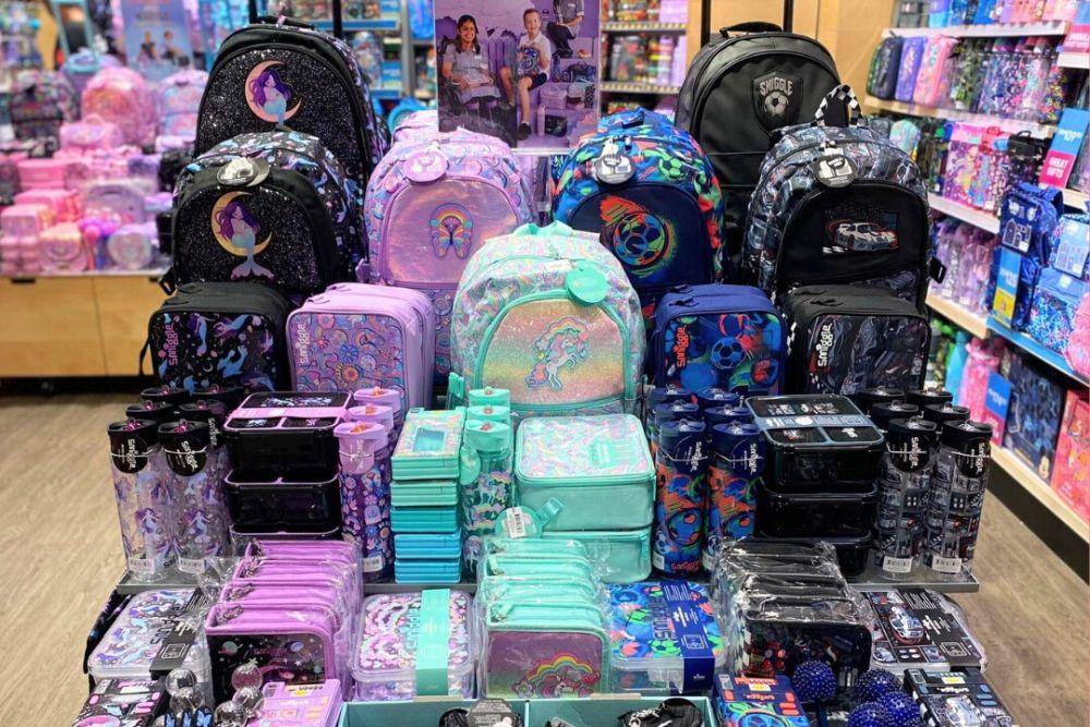 Tas Smiggle (instagram.com/smiggle_asia)