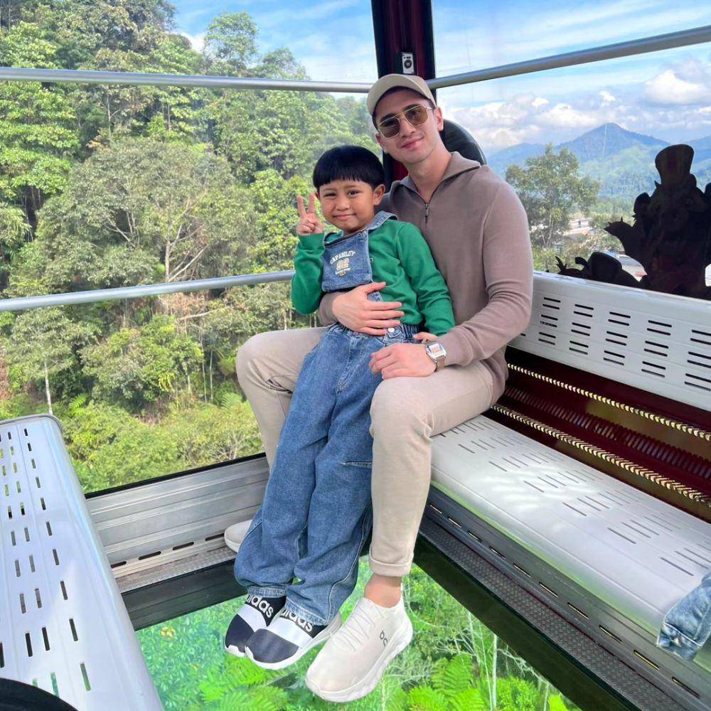 momen Verrell dan El naik Awana SkyWay (instagram.com/nyaisarni2/)