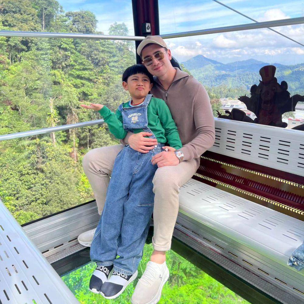 momen Verrell dan El naik Awana SkyWay (instagram.com/nyaisarni2/)