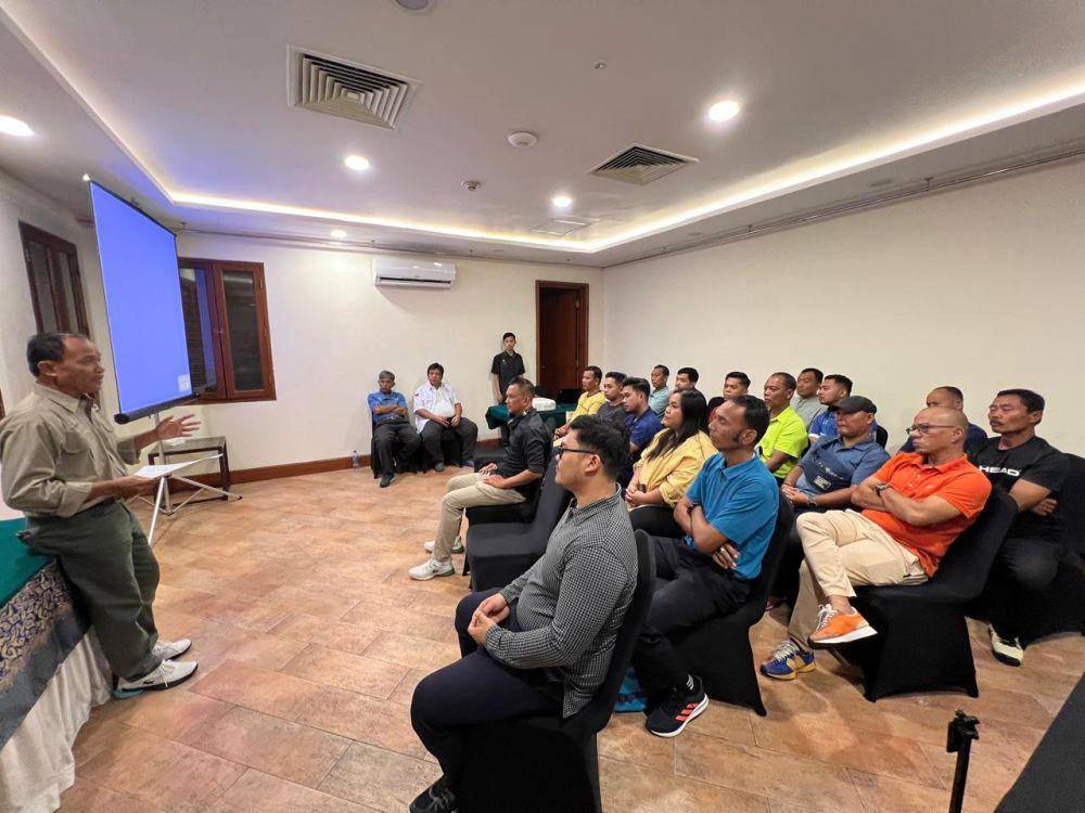 Pelatihan wasit dan pelatih Soft Tennis (Dokumentasi PP Pesti)