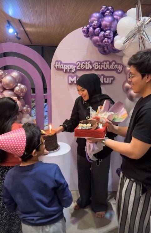 ulang tahun Aurel (Instagram.com/attahalilintar)