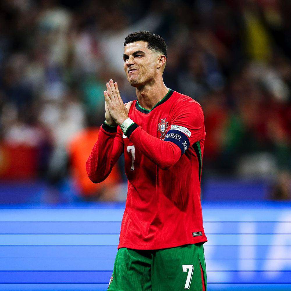 Cristiano Ronaldo (instagram.com/cristiano)