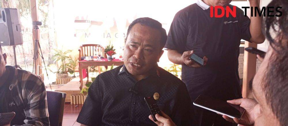 Kepala Kanwil Kemenag NTB Zamroni Aziz. (IDN Times/Muhammad Nasir)