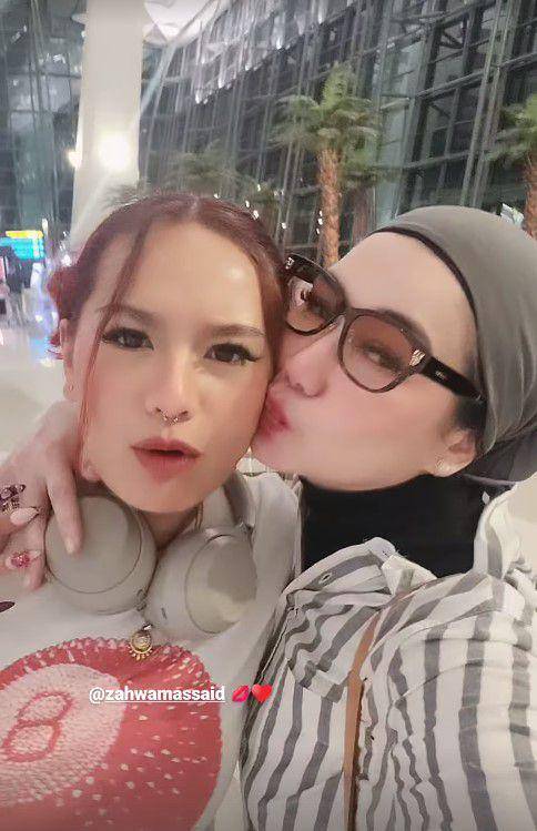 Zahwa Massaid pulang ke Indonesia (Instagram.com/rezaartameviaofficial)