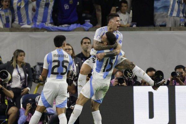 Selebrasi Argentina usai mencetak gol ke gawang Ekuador pada perempat final Copa America 2024. (x.com/Argentina)