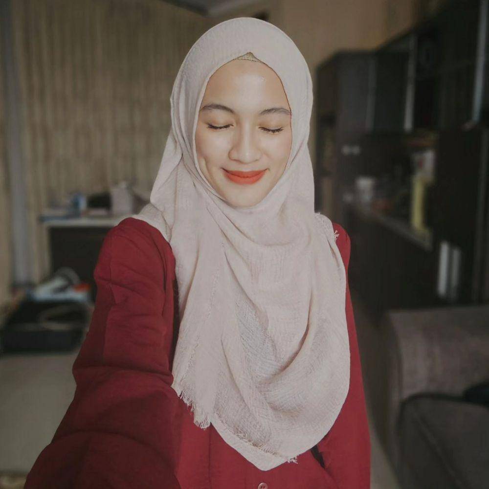 gaya makeup natural Alyssa Soebandono (instagram.com/ichasoebandono)