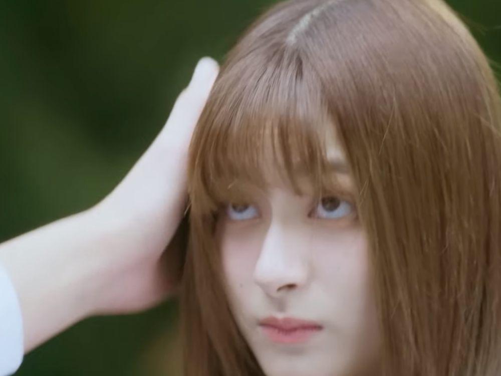 potret mesra Prim Chanikarn dan Dew Jirawat usai jadian di drama Thailand A Love So Beautiful (youtube.com/gmmtv)