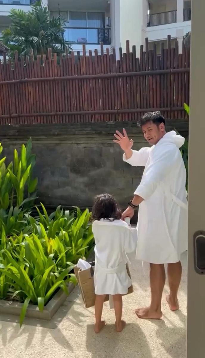 potret Chicco Jerikho dan Putri Marino liburan ke Bali (instagram.com/chicco.jerikho)