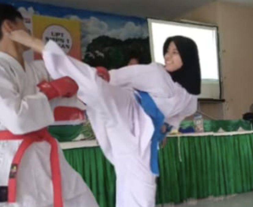 Suasana beladiri TAKAGI di SMA Negeri 4 Medan (Dok. SMA Negeri 4 Medan)