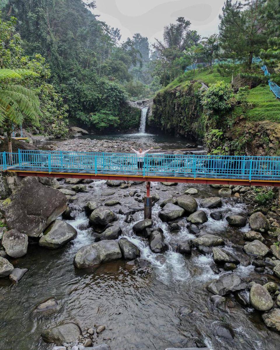 Curug Bayan (instagram.com/pangeraann_)