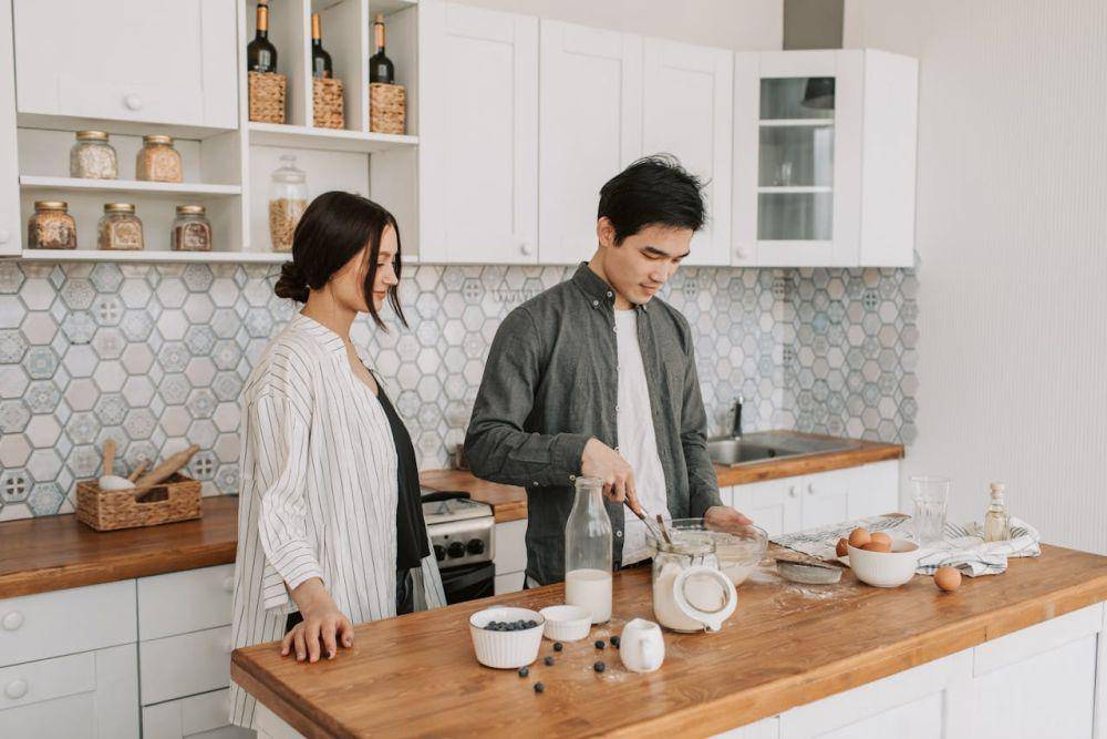 ilustrasi masak di rumah (pexels.com/Vlada Karpovich)