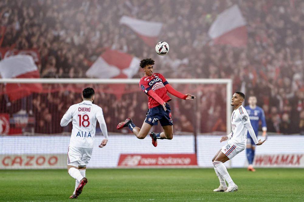 MU Sepakat Tebus Leny Yoro dari Lille