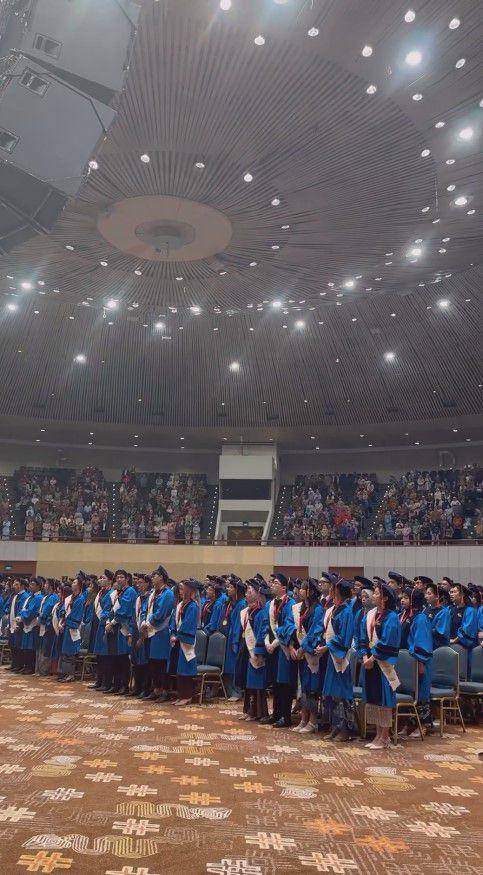 Tommy Kurniawan wisuda (Instagram.com/tommykurniawann)