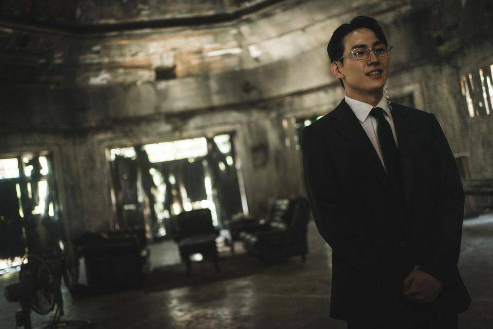 Bae Jae Sung di balik layar drama The Player 2: Master of Swindlers (instagram.com/b_jae94)
