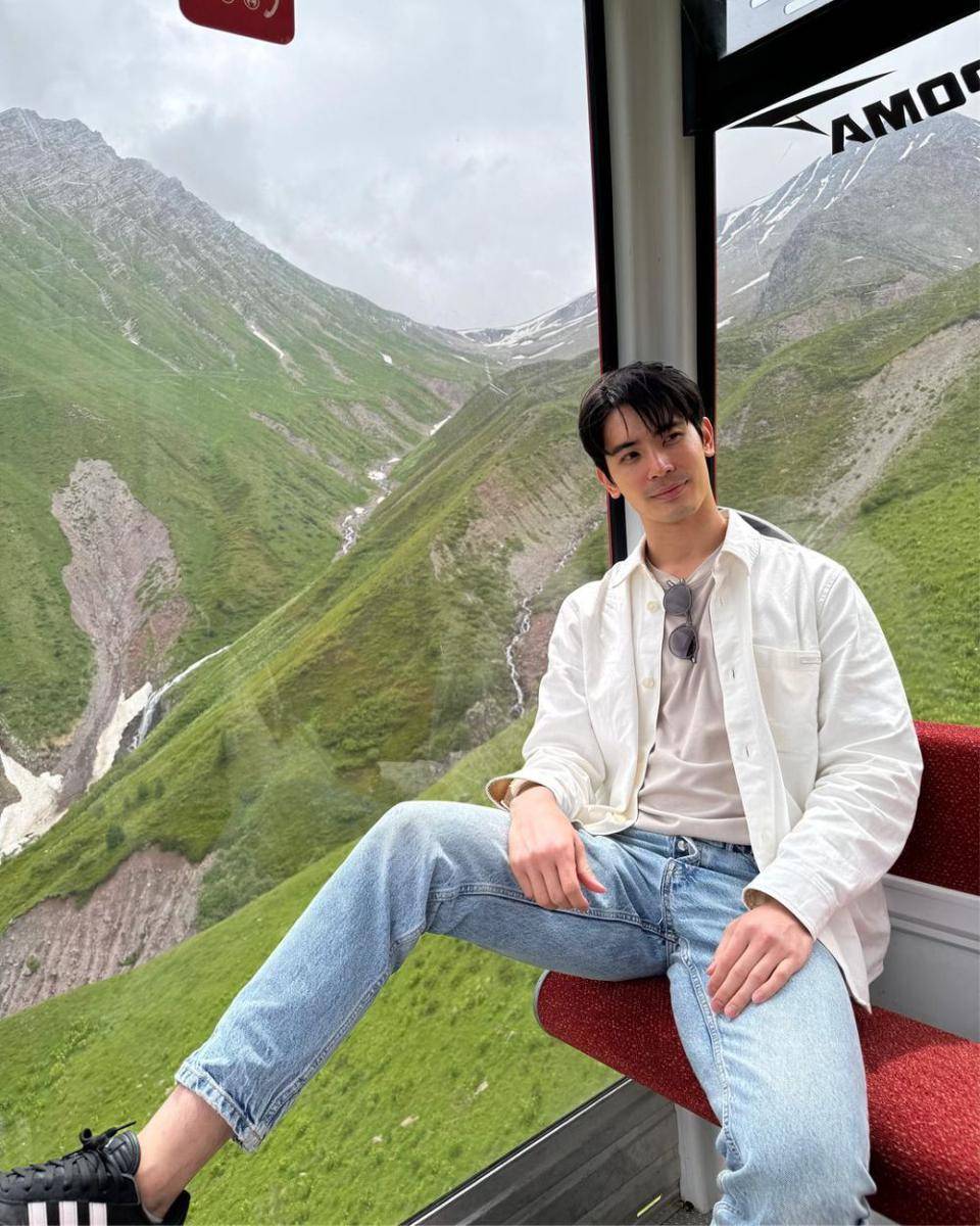 potret outfit liburan ala Son Yuke (instagram.com/sonyuke)
