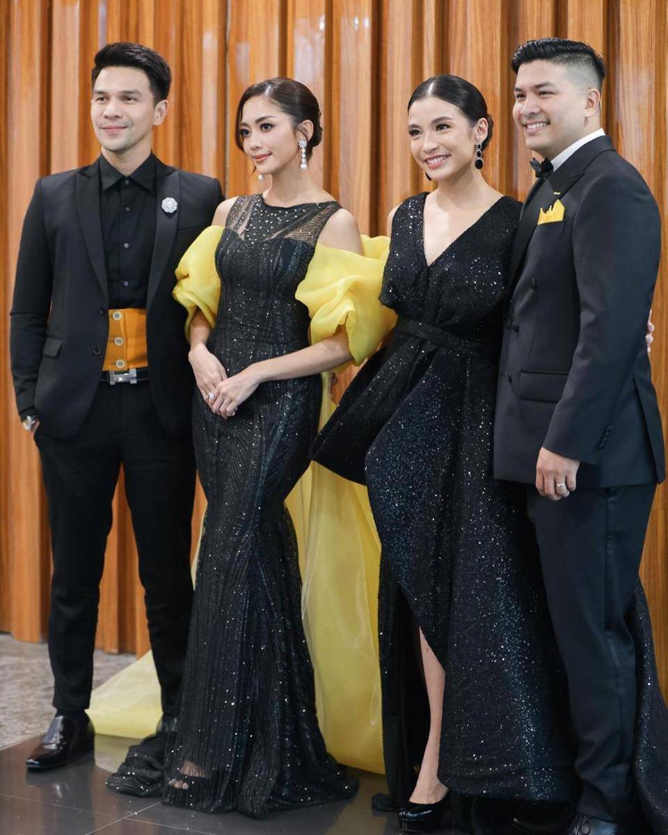 potret Chelsea Olivia dan Glenn alinskie di Indonesian Television Awards 2024 (instagram.com/chelseaoliviaa)