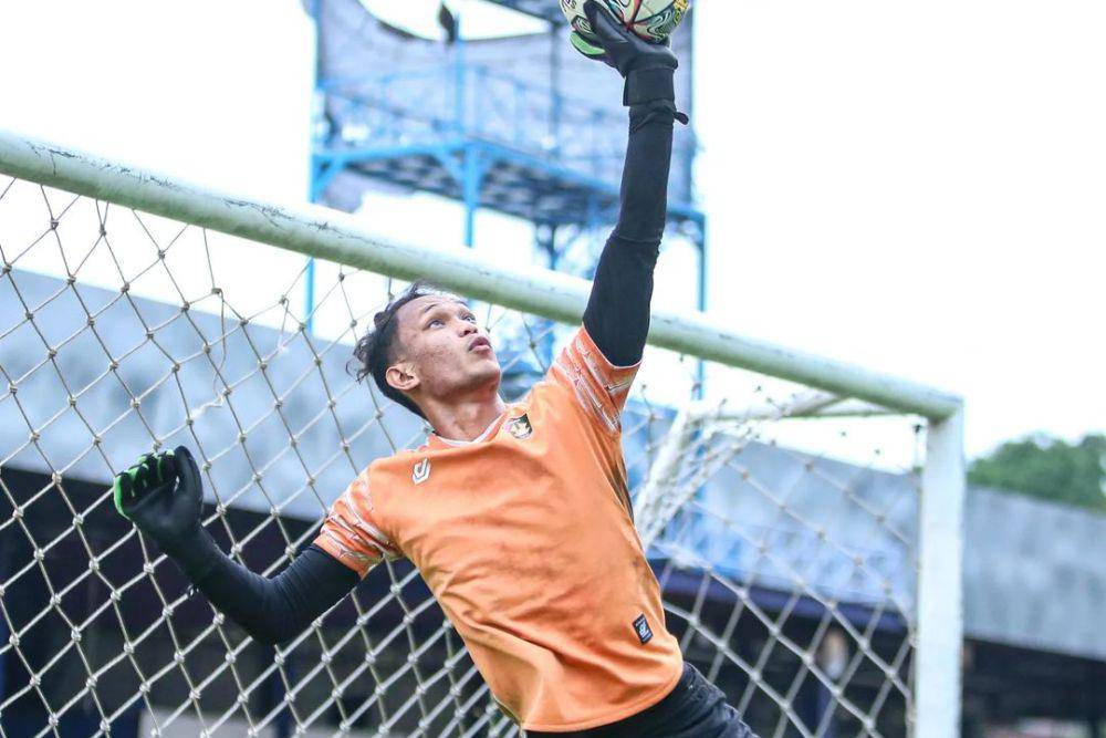 Geril Kapoh (instagram.com/persikfcofficial)