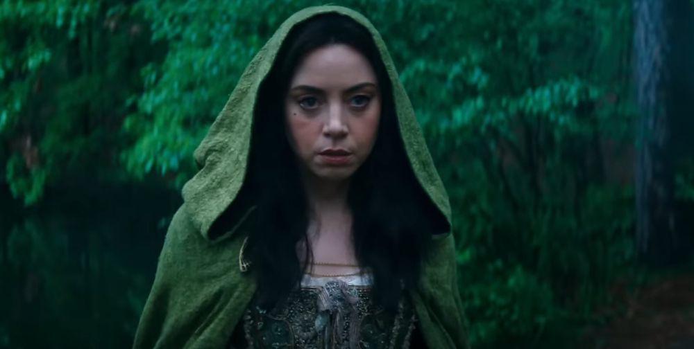 12 Serial Dibintangi Aubrey Plaza, Terbaru Agatha All Along!