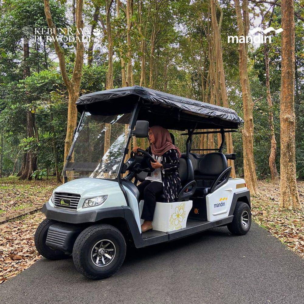 Fasilitas shuttle car di Kebun Raya Purwodadi. Instagram/kebunraya_purwodadi