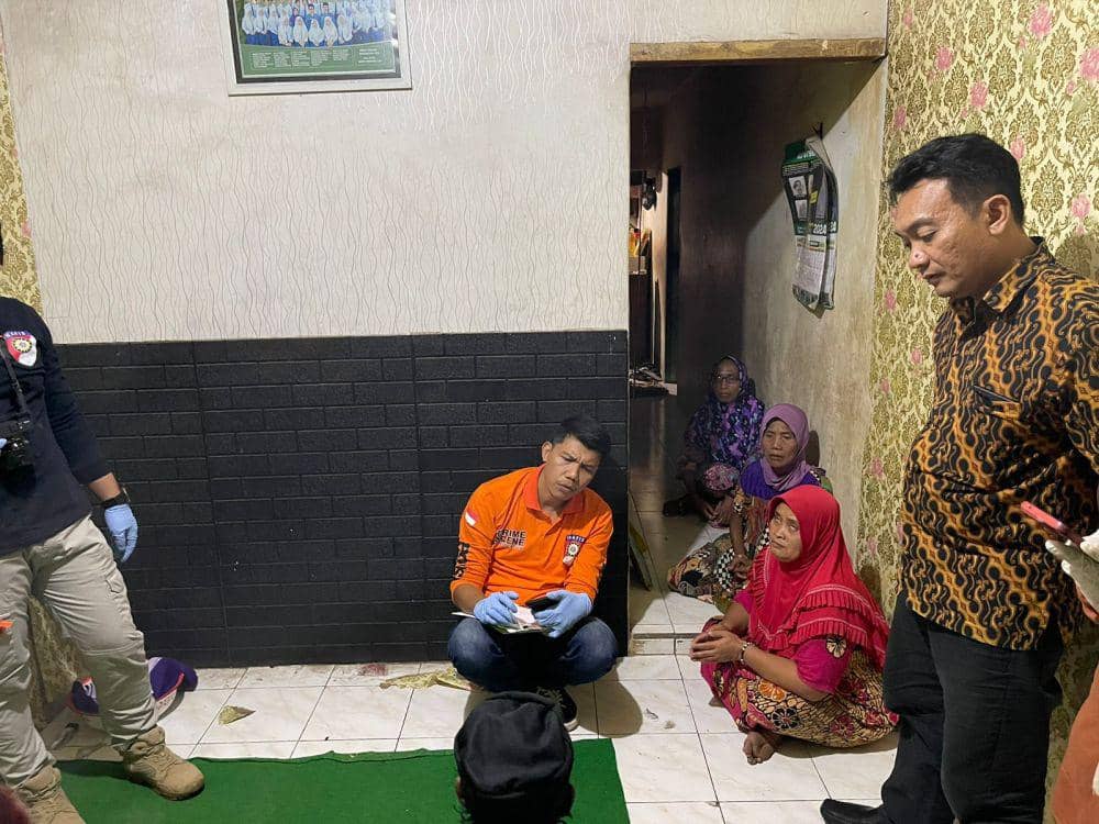 Olah TKP kematian misterius siswa SMK di Malang. (Dok. Humas Polres Malang)