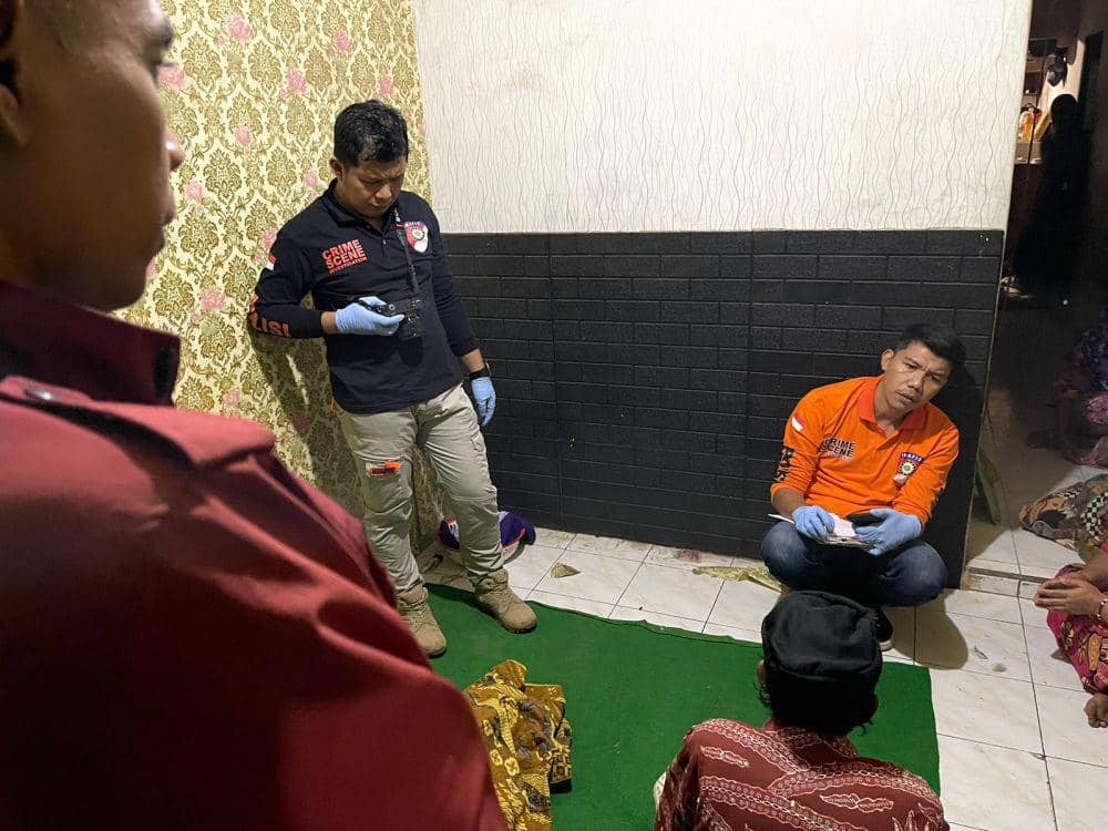 Olah TKP kematian misterius siswa SMK di Malang. (Dok. Humas Polres Malang)