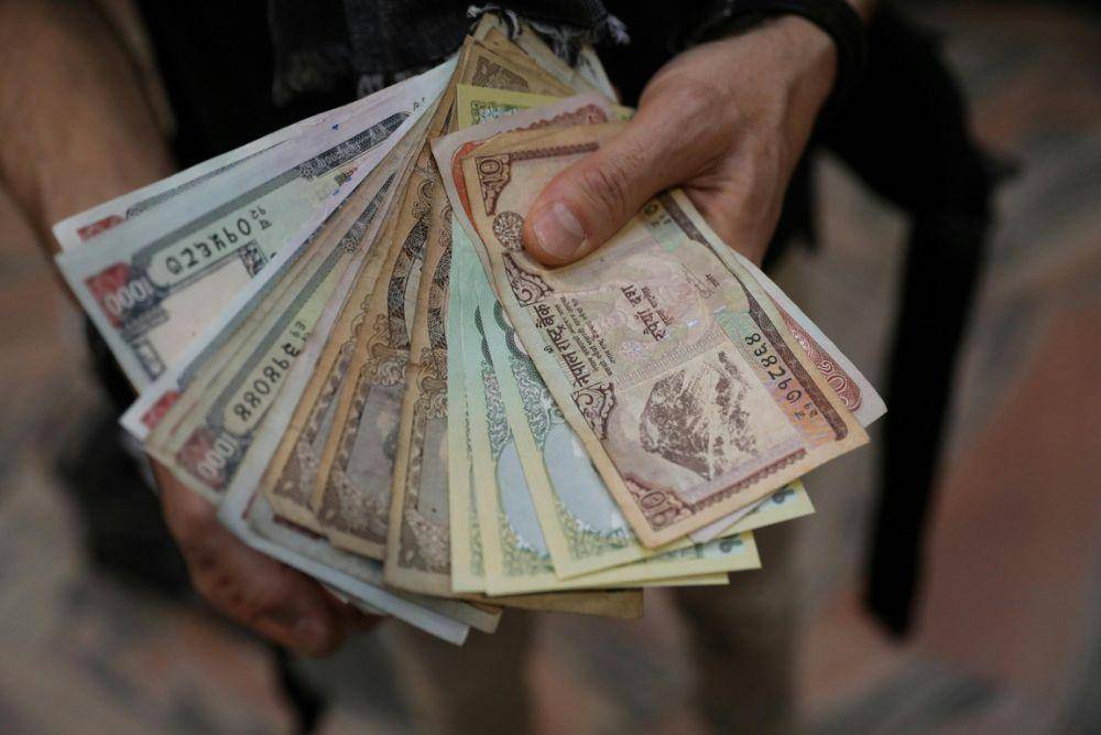 Ilustrasi rupee. (volker meyer/pexels)