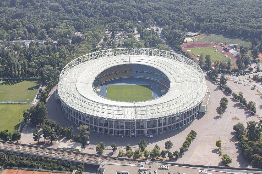 Ernst-Happel Stadion, Vienna (commons.m.wikimedia.org/Arne Müseler)
