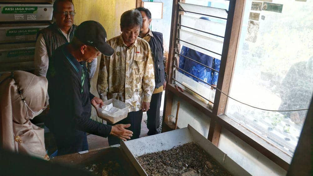 Manfaatkan Maggot, Warga Jogja Kelola Mandiri Sampah 15 Ton Sebulan