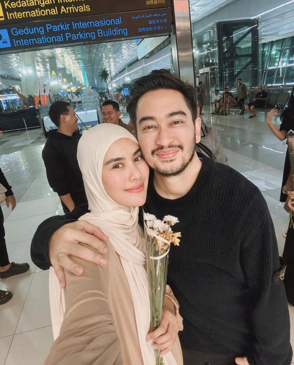 potret Syahnaz Sadiqah dan suami (instagram.com/syahnazs)