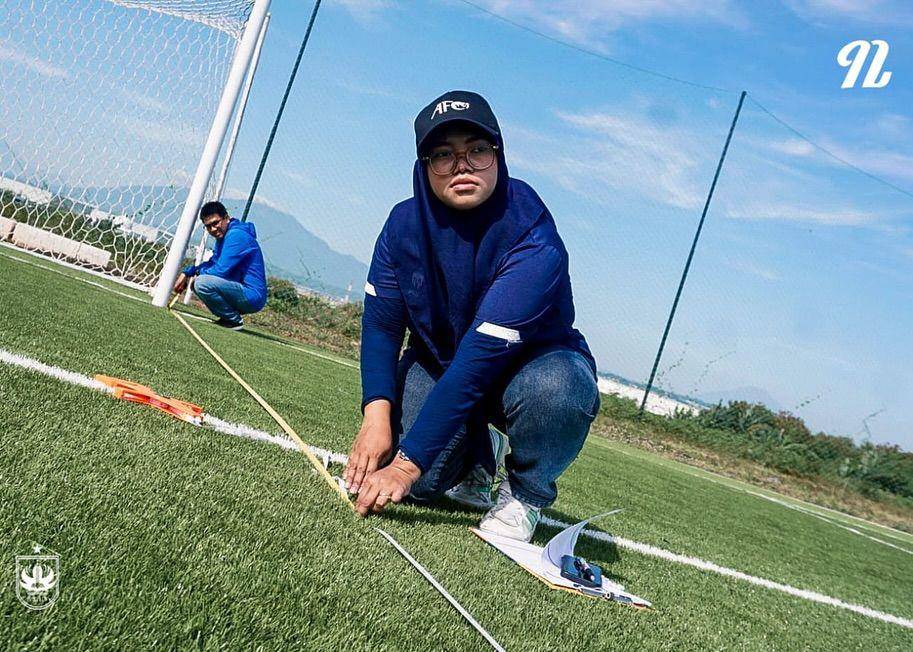 Tim dari PSSI dan PT. Liga Indonesia Baru (PT. LIB) melakukan pemantauan pada dua calon kandang atau homebase PSIS Semarang, yakni Kick Off POJ City Semarang dan Stadion Moch Soebroto. (Instagram/@psisfcofficial)
