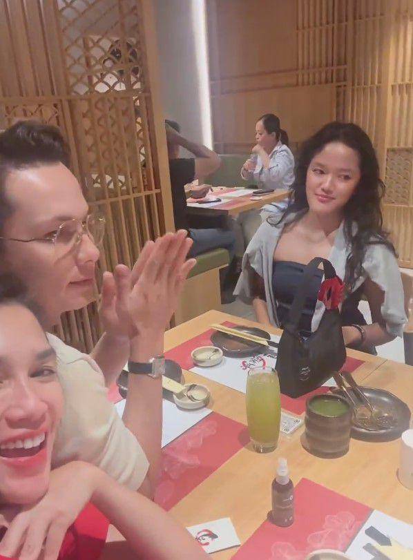 potret Ussy Sulistiawaty rayakan anaknya lulus masuk Universitas Indonesia (instagram.com/ussypratama)