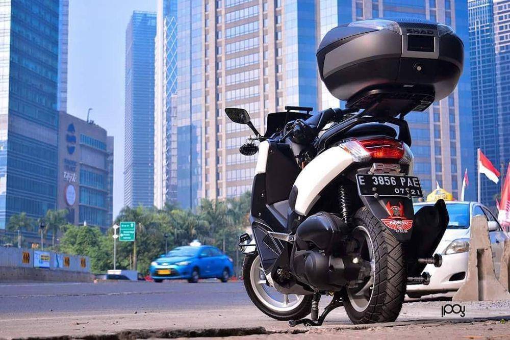 ilustrasi penerapan ban Zeneos Milano ZN87 pada motor Yamaha NMAX (instagram.com/indonesia_bike)