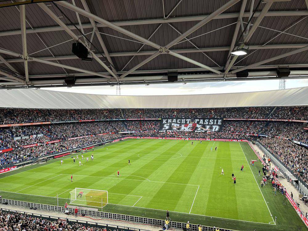 Stadion Feijenoord, Rotterdam (commons.m.wikimedia.org/Vincenzo togni)