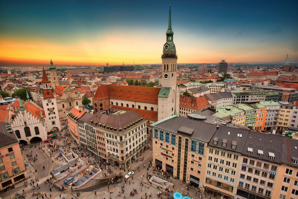 Munich (unsplash.com/@iankelsall1)