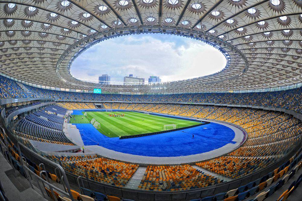 Olimpiyskiy National Sports Complex, Kiev)