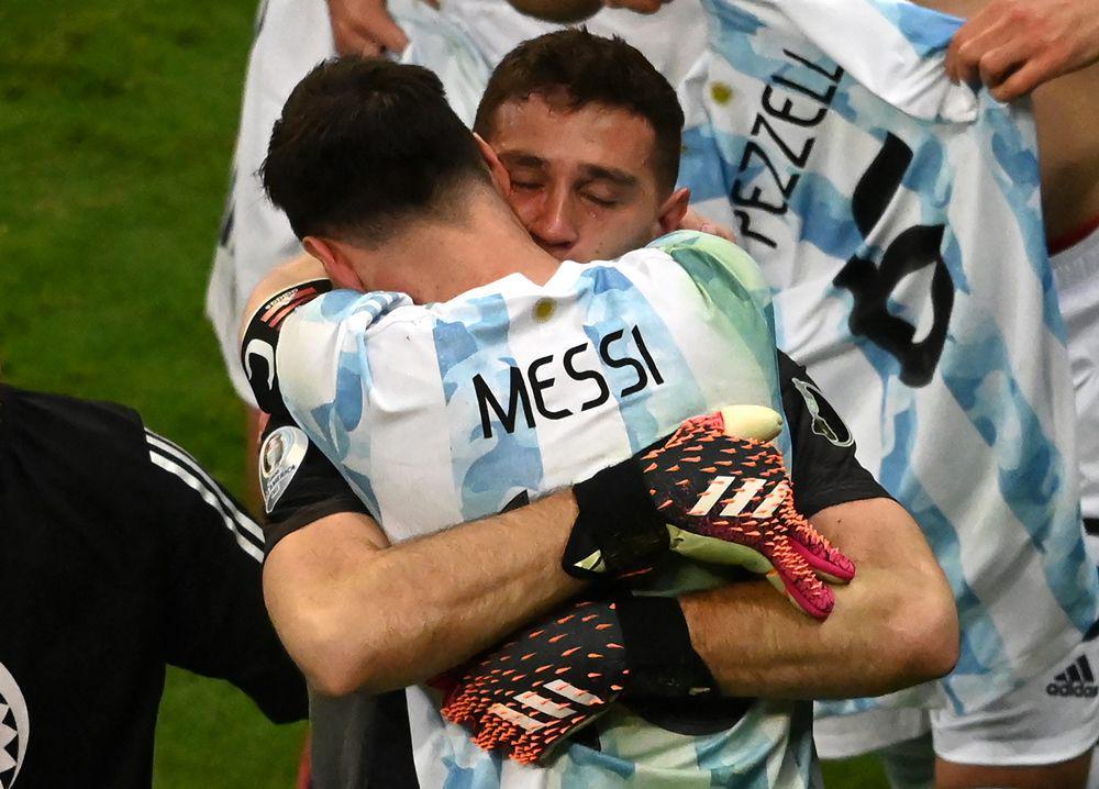 Tangis Messi Usai Diganti di Laga Final Copa America 2024