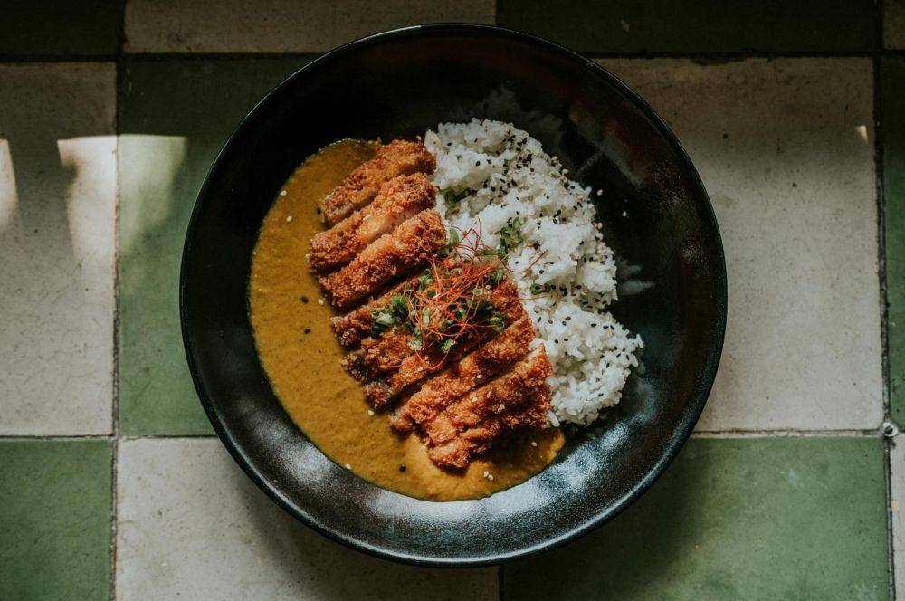 ilustrasi chicken katsu tepung roti (pexels.com/amarpreciado)