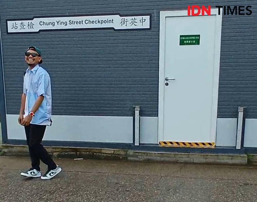 Sha Tau Kok berlokasi di Distrik Utara Hong Kong. Lokasi ini berbatasan langsung dengan negara China, yaitu wilayah Shenzhen. (IDNTimes/Febriana Sinta)