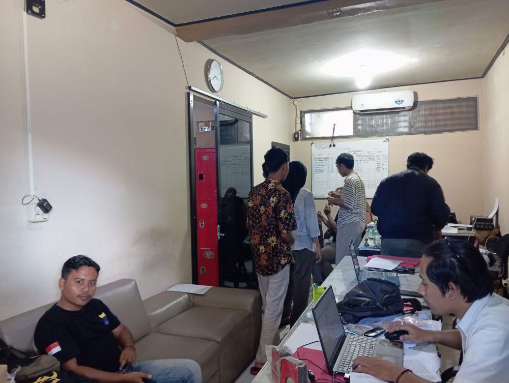 Belasan Kader PMII Lotim Lakukan Tes Urine di Polres Lotim
