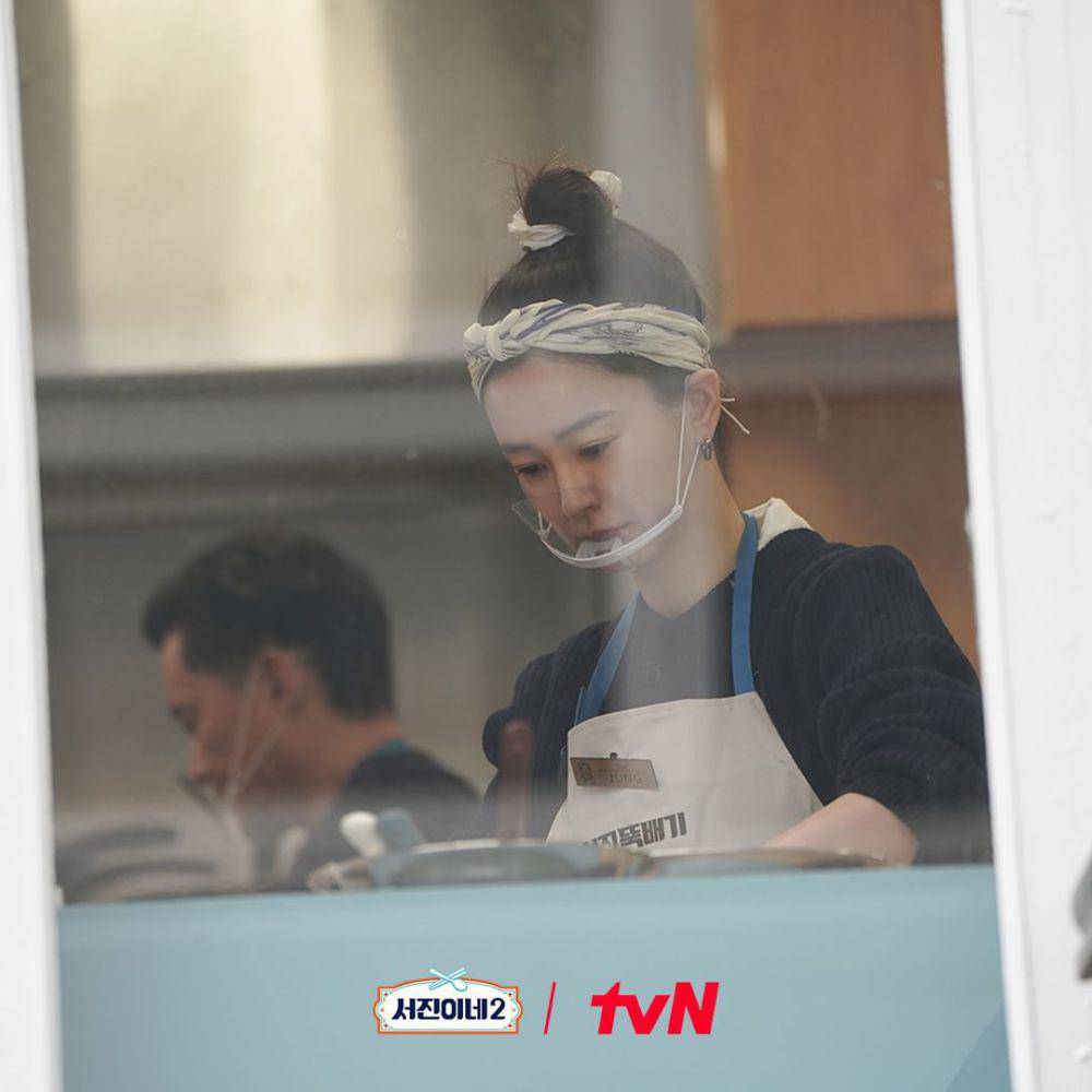 cuplikan variety show Korea Jinny's Kitchen (instagram.com/tvn_joy)
