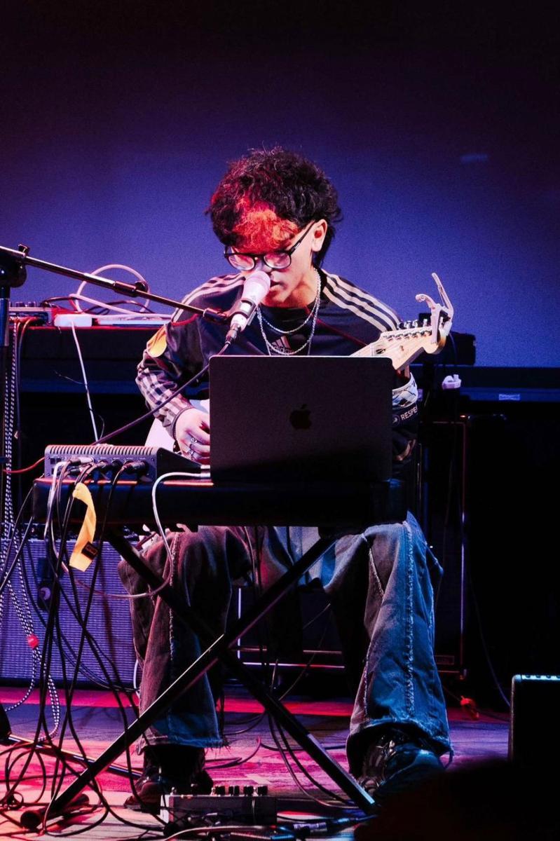 Debut dari New York, Musisi Muda Azel RM Rilis Album di Tanah Air